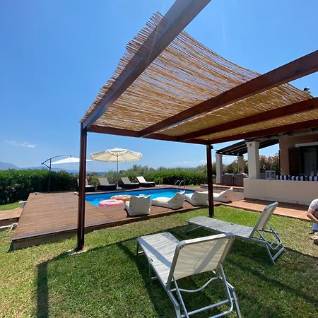 Georges Villa Galaxidi, Family, Pool And Garden Esterno foto