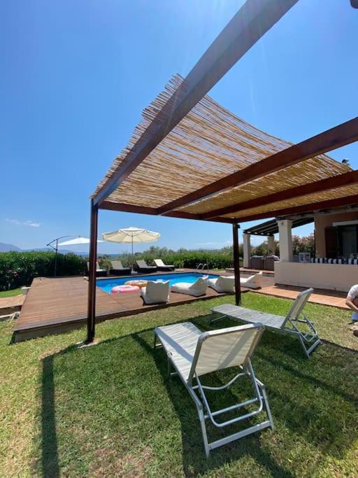 Georges Villa Galaxidi, Family, Pool And Garden Esterno foto